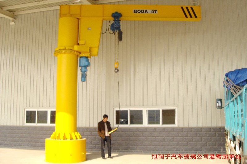 電動回轉(zhuǎn)懸臂起重機